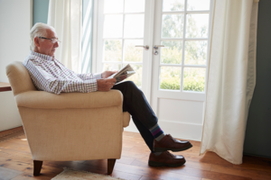 nettoyer un fauteuil en tissu